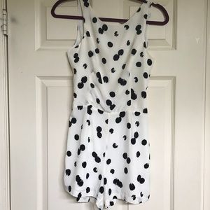Adorable Dolce Vita romper!